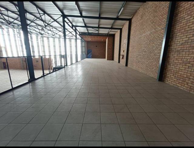 INDUSTRIAL PROPERTY TO RENT IN LASER PARK